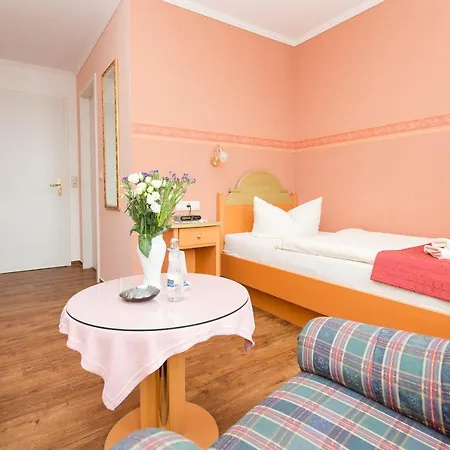 Garni Am Deich Hotel