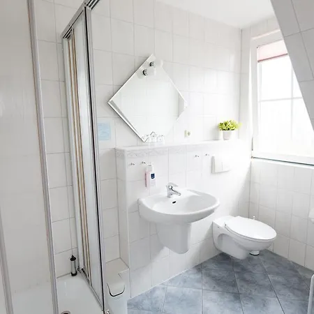 Garni Am Deich Hotel Zingst