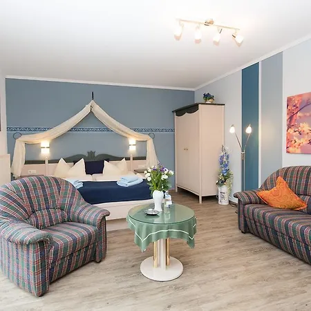 Garni Am Deich Otel Zingst