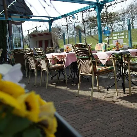 Garni Am Deich Otel Zingst