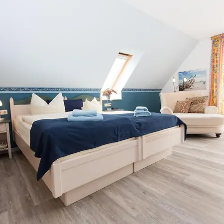 Garni Am Deich Hotel Zingst