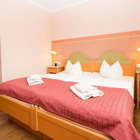 Garni Am Deich Hotel